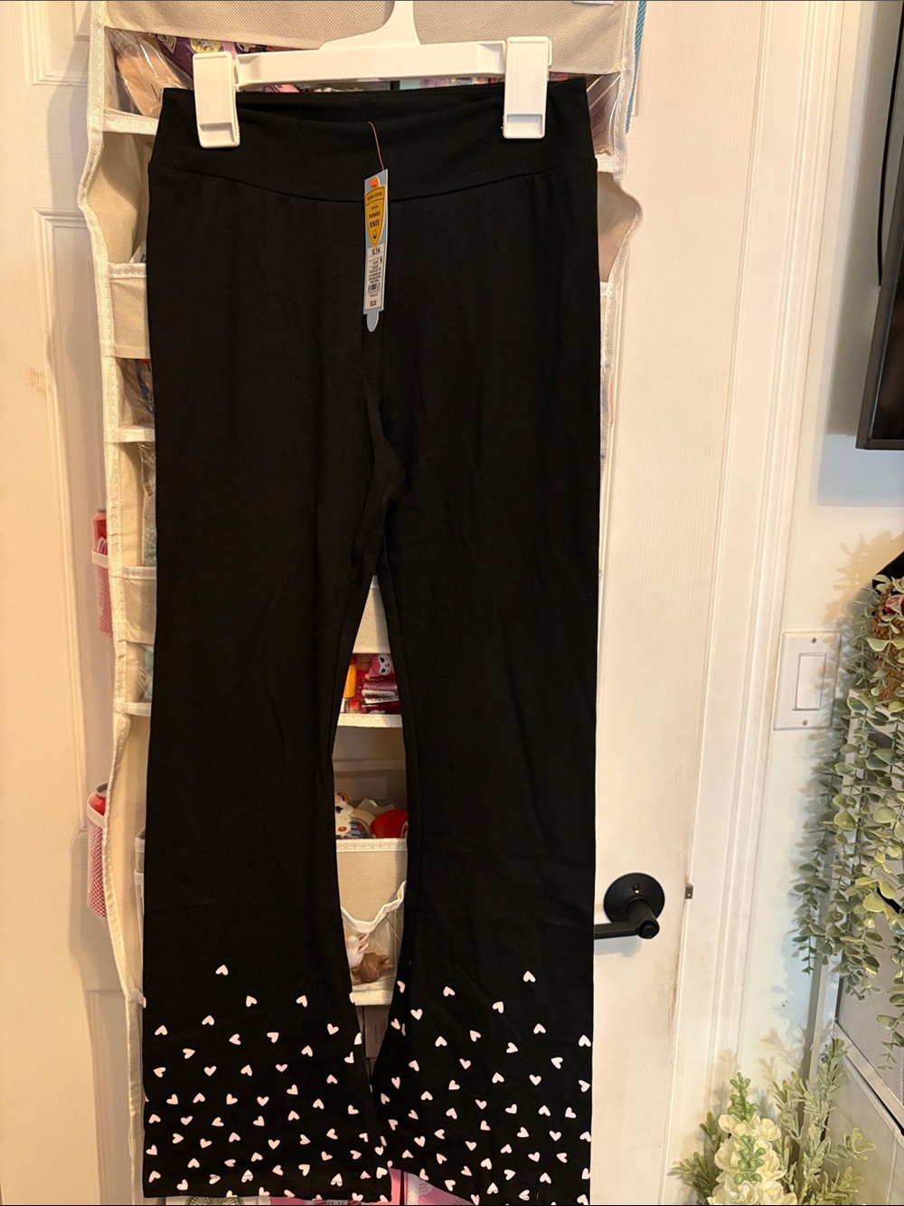 Girls' Black Heart Print yoga flare. Cat and Jack
